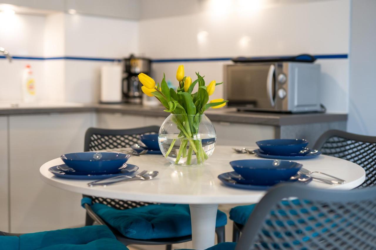Apartament Niebieski Kolobrzeg Ngoại thất bức ảnh