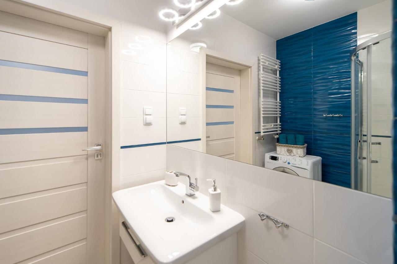 Apartament Niebieski Kolobrzeg Ngoại thất bức ảnh
